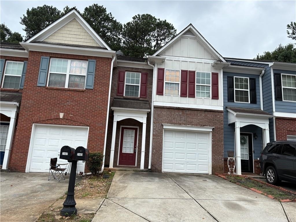 2485 Emma Way - Photo 0