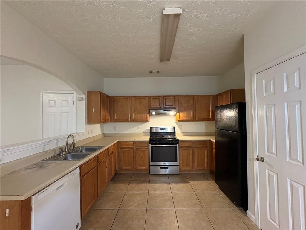 2485 Emma Way - Photo 3