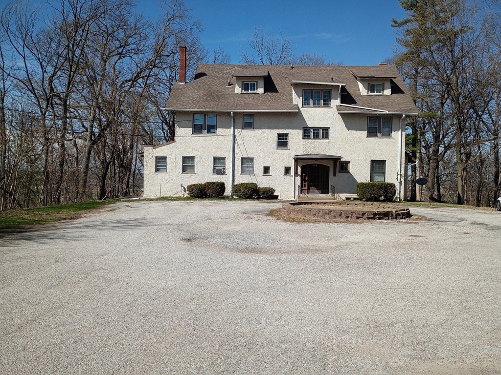 735 20th Avenue - Photo 0