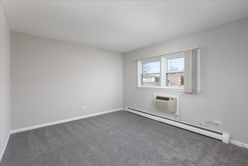 5740 East Avenue - Photo 5