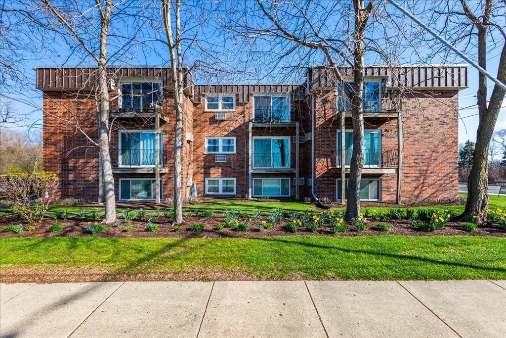 5740 East Avenue - Photo 18