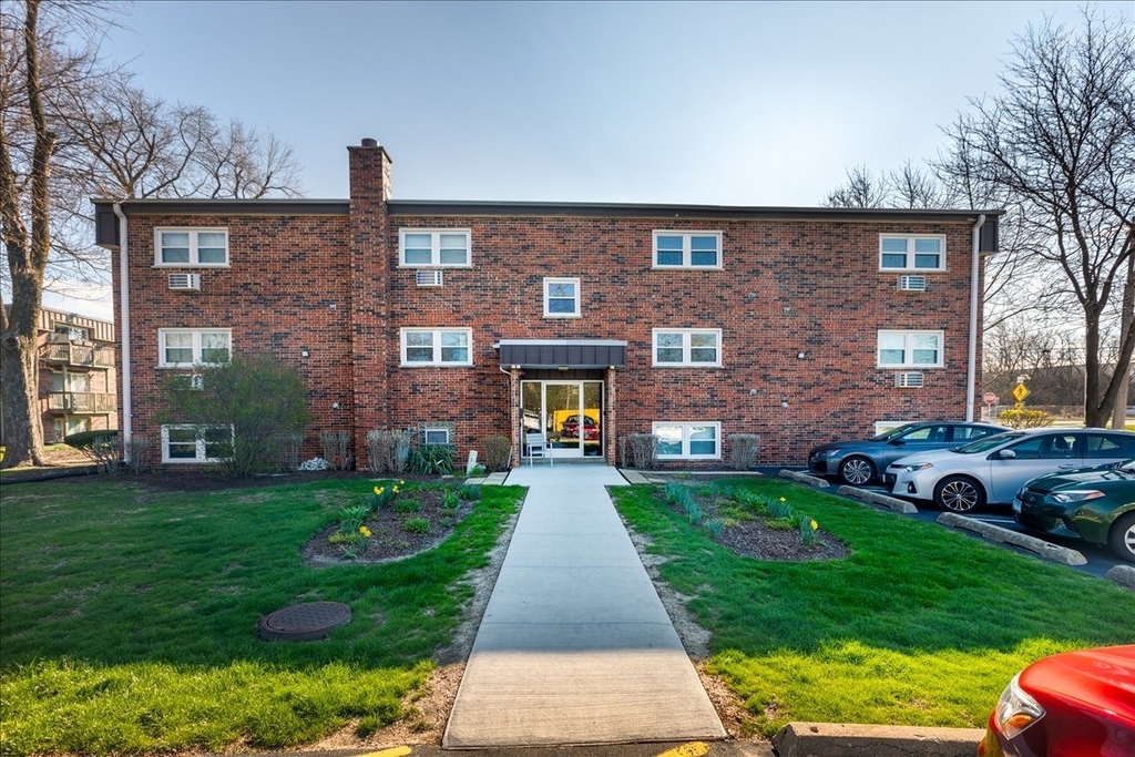 5740 East Avenue - Photo 0