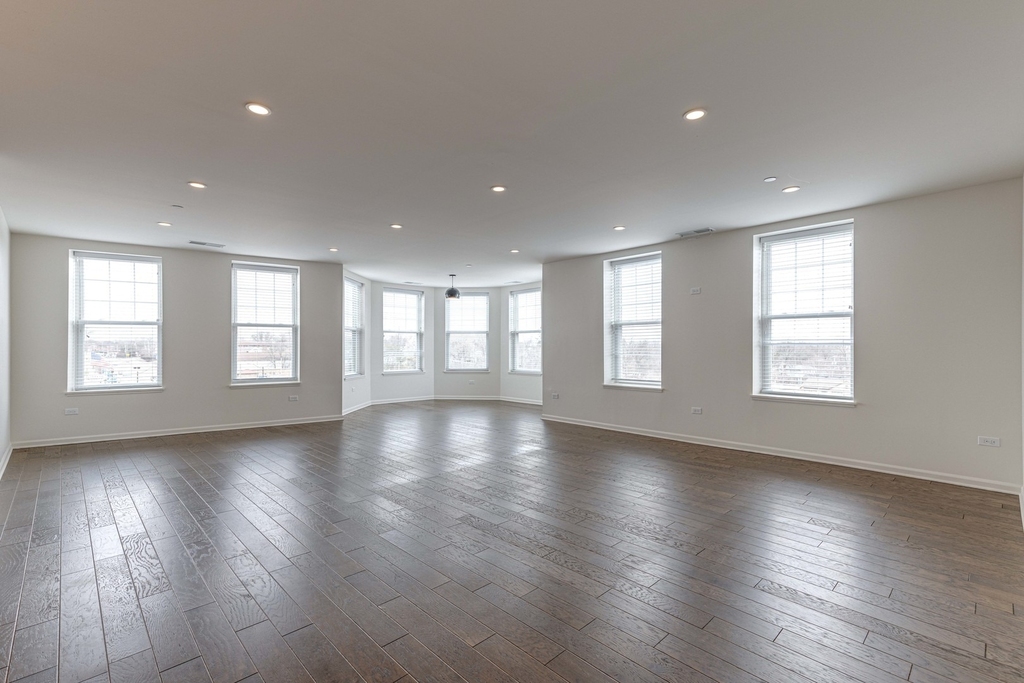 115 Lake Street - Photo 0