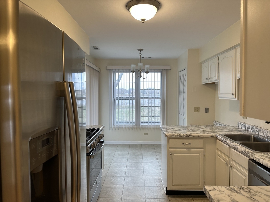 1250 N Streamwood Lane - Photo 19