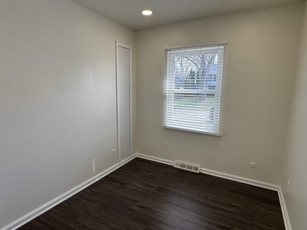 2319 Pinehurst Drive - Photo 10