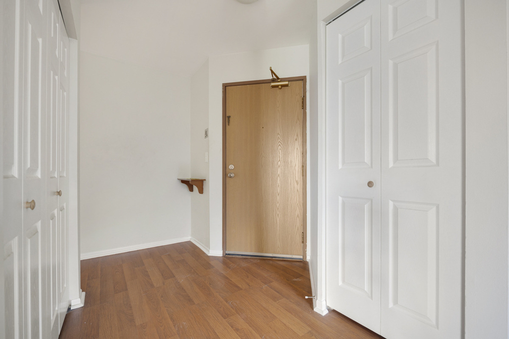 93 N Victoria Lane - Photo 4