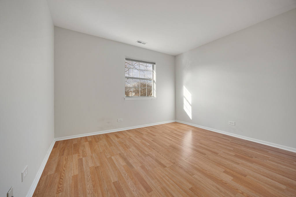 93 N Victoria Lane - Photo 15