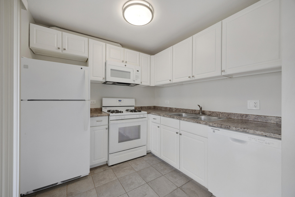 93 N Victoria Lane - Photo 5