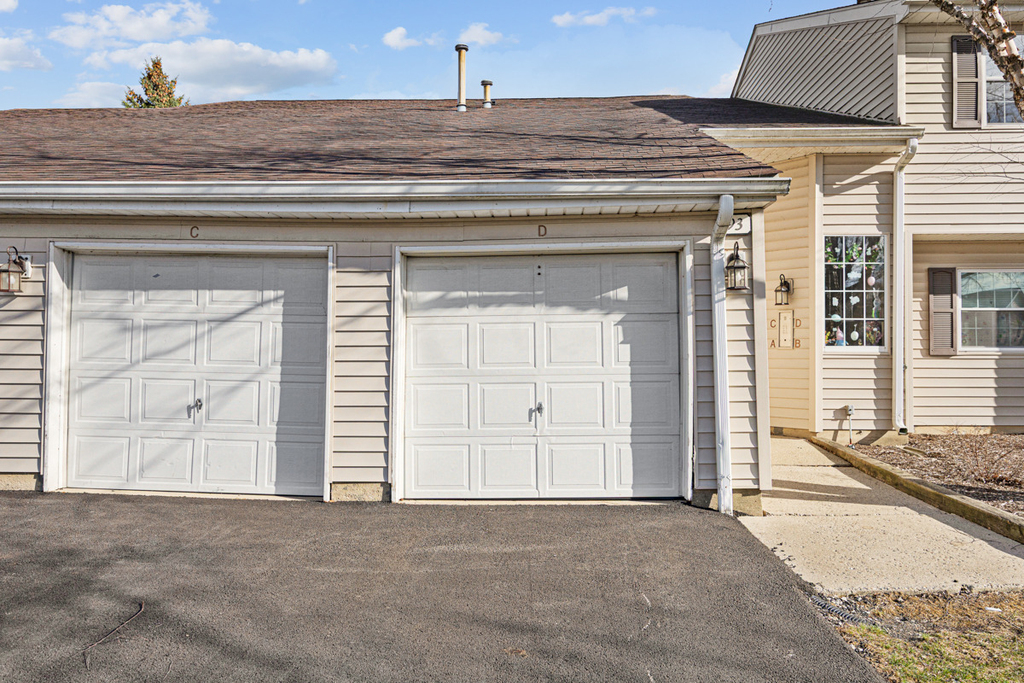 93 N Victoria Lane - Photo 18