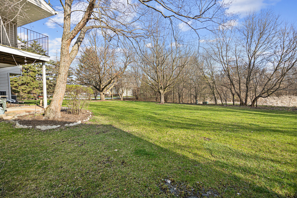 93 N Victoria Lane - Photo 17