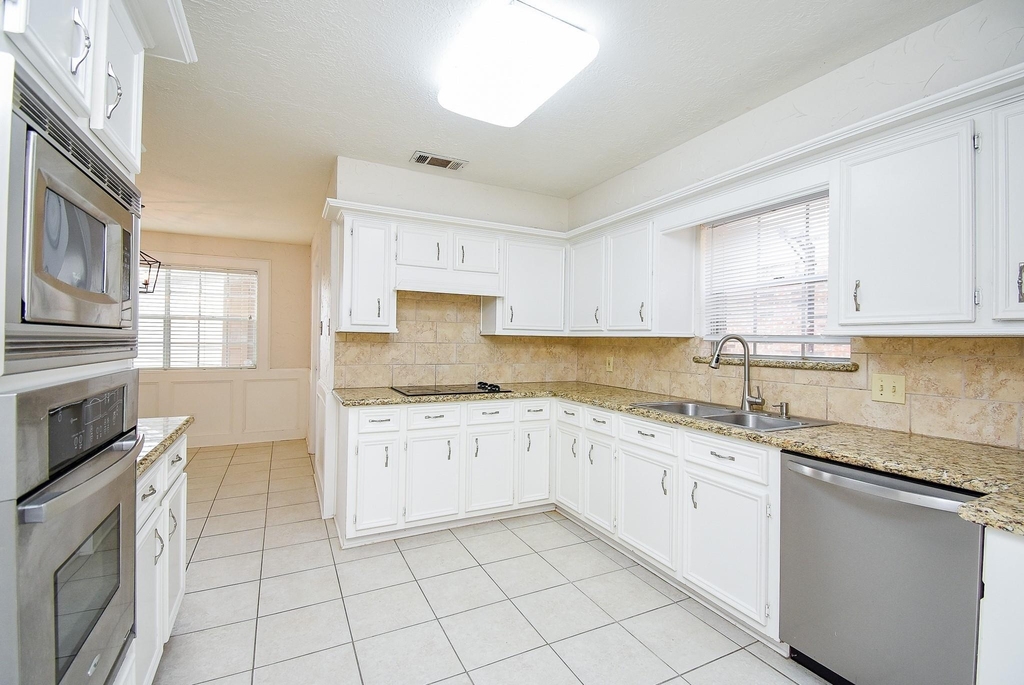 910 Shillington Drive - Photo 17