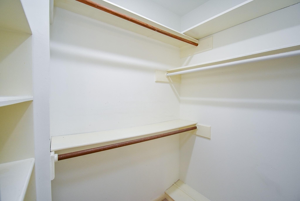 910 Shillington Drive - Photo 36