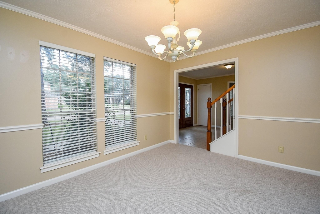 910 Shillington Drive - Photo 6