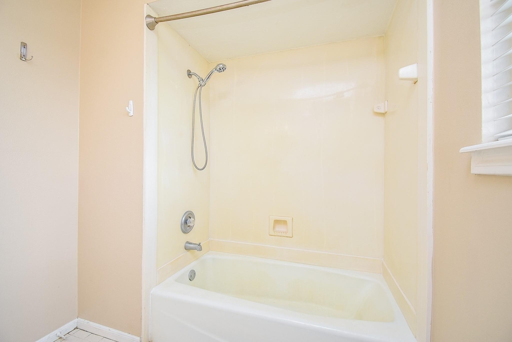 910 Shillington Drive - Photo 40