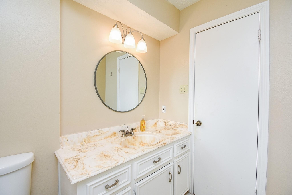 910 Shillington Drive - Photo 38