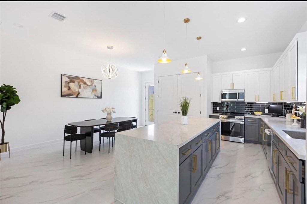 8414 Cannon Street - Photo 1