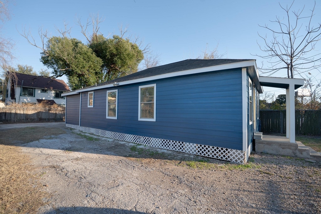 4826 Bristol Street - Photo 24