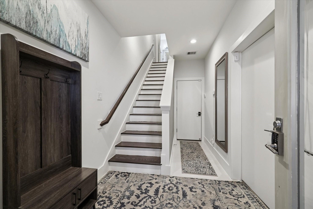 1717 Silver Street - Photo 5