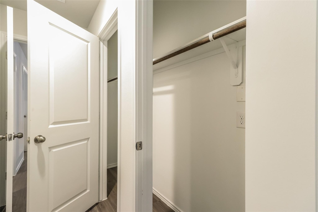 2166 Middle Ridge Drive - Photo 10
