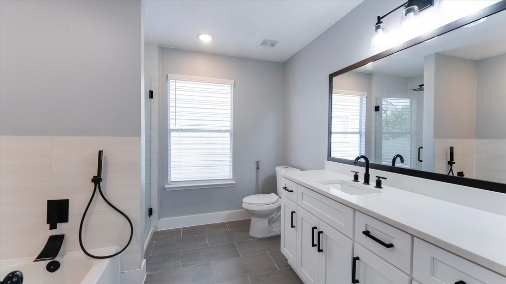 3819 W Traditions Court - Photo 23