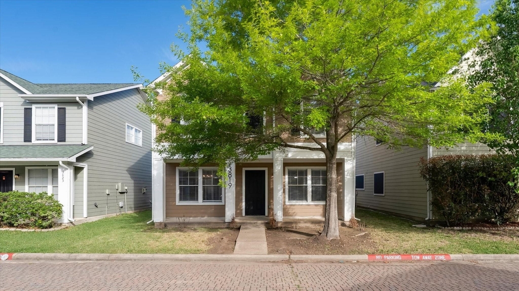 3819 W Traditions Court - Photo 2