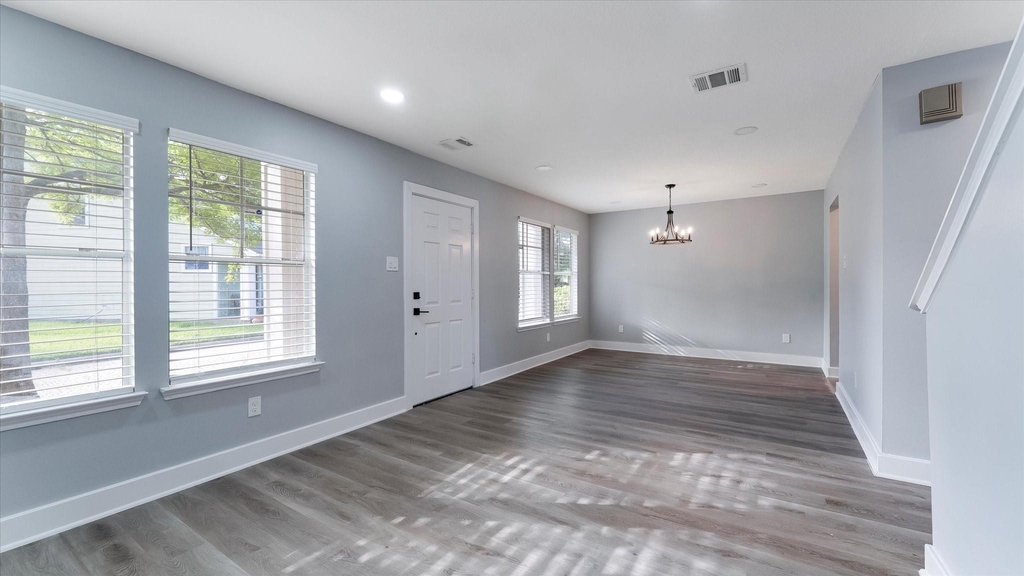 3819 W Traditions Court - Photo 7