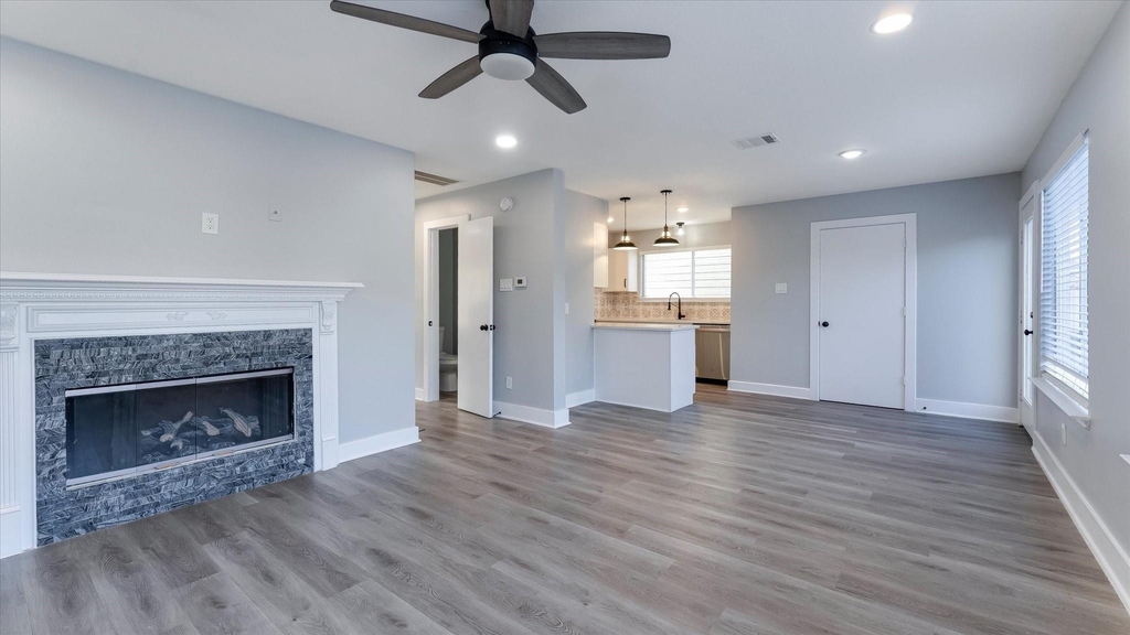 3819 W Traditions Court - Photo 17