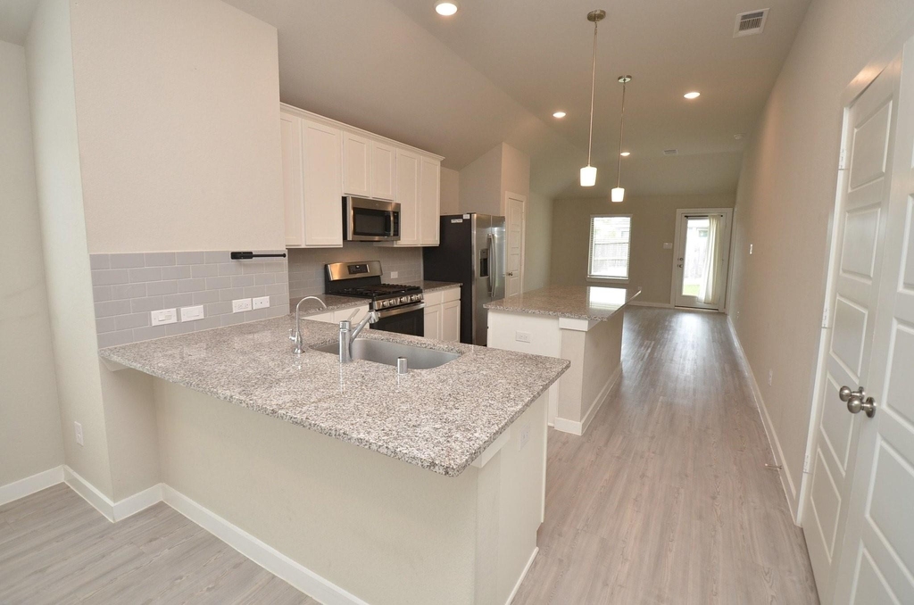 8230 Blue Fish Drive - Photo 15