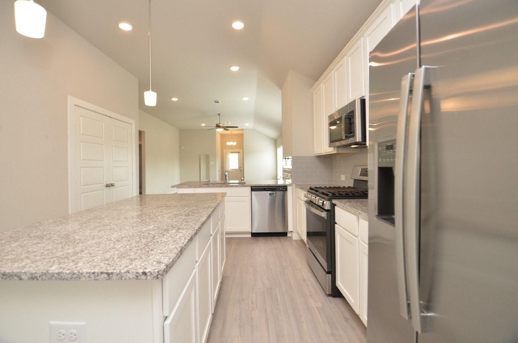 8230 Blue Fish Drive - Photo 16