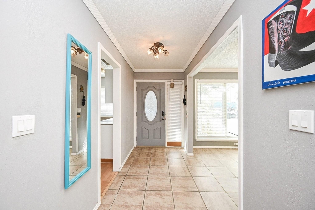 13102 Richmond Avenue - Photo 10