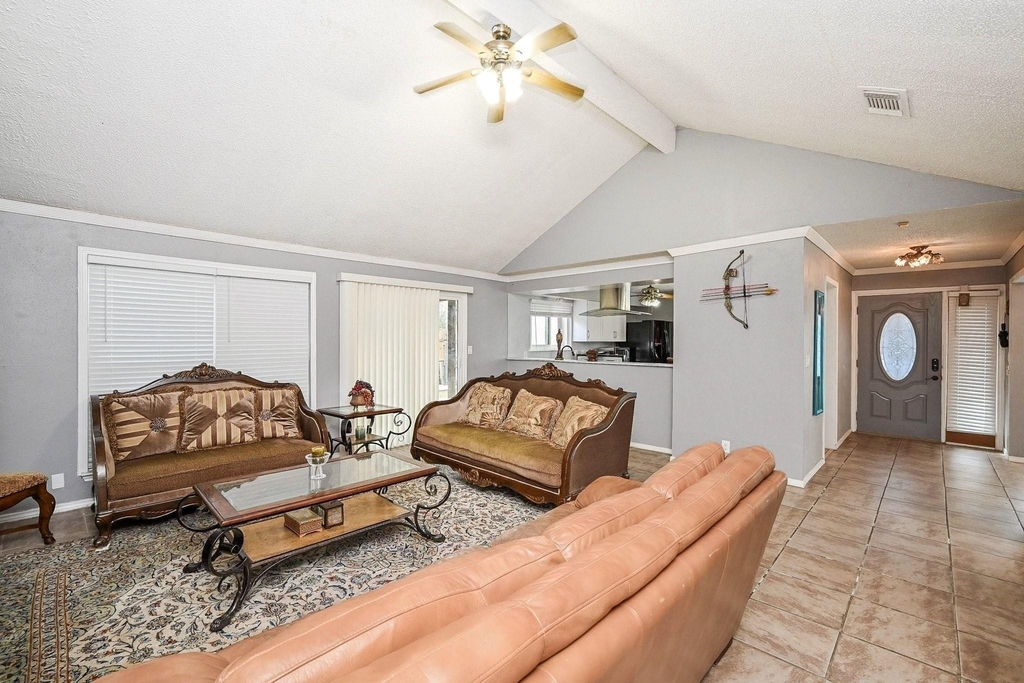 13102 Richmond Avenue - Photo 1