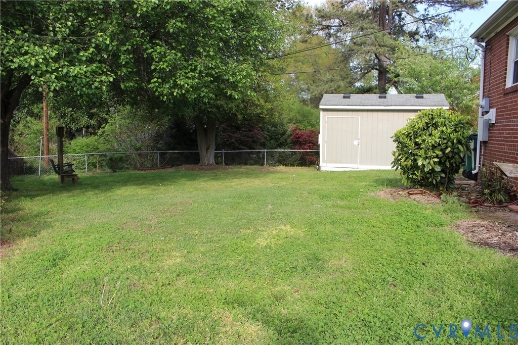 2300 Farrand Street - Photo 21