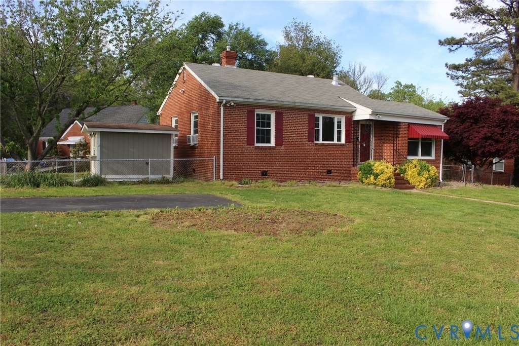 2300 Farrand Street - Photo 1