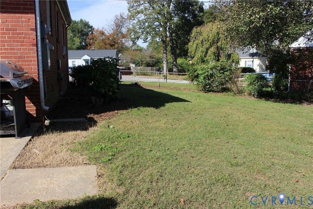 2300 Farrand Street - Photo 26
