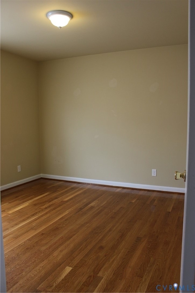 110 Dupuy Avenue - Photo 1