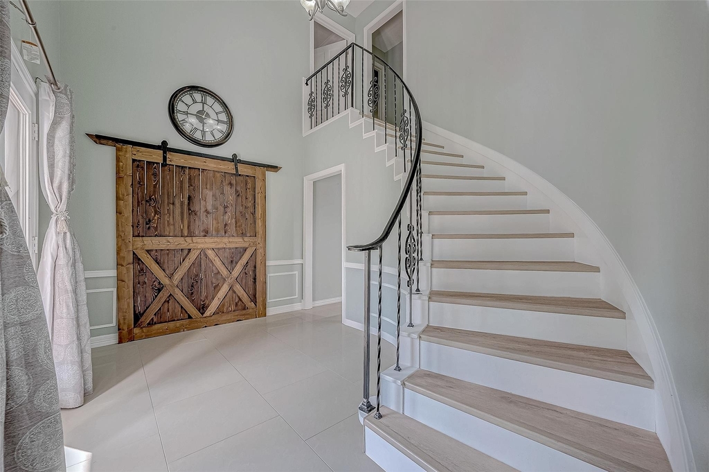 8110 Bent Oak Lane - Photo 4