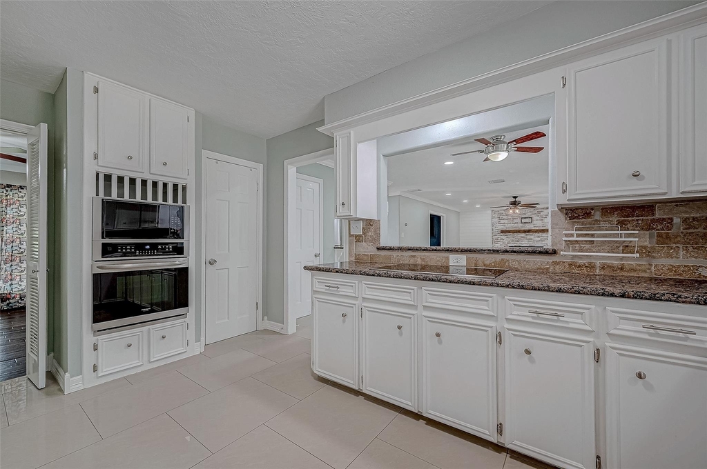 8110 Bent Oak Lane - Photo 17