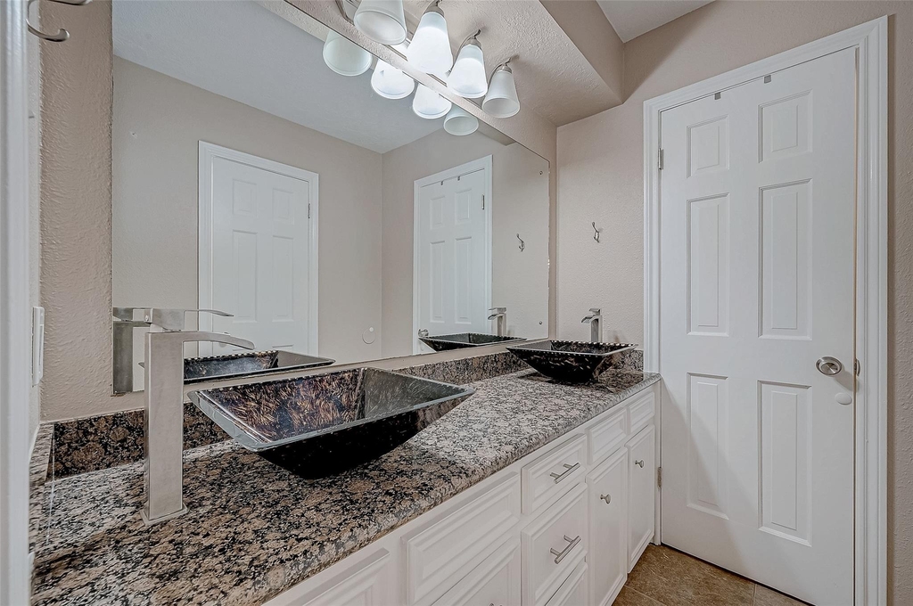8110 Bent Oak Lane - Photo 37
