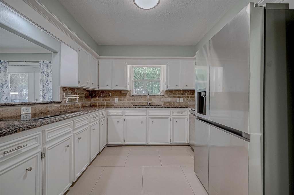 8110 Bent Oak Lane - Photo 15