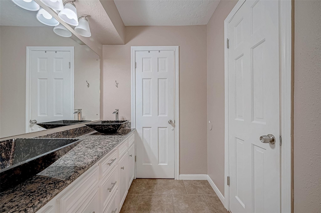 8110 Bent Oak Lane - Photo 36