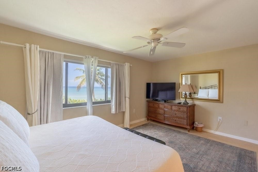 10475 Gulf Shore Drive - Photo 9