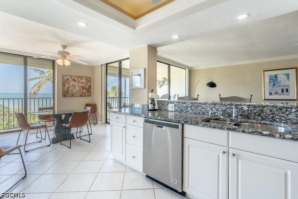 10475 Gulf Shore Drive - Photo 6