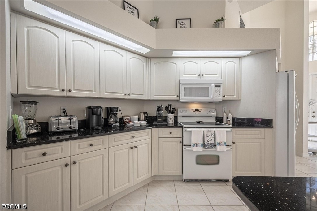 4412 Sw 26th Avenue - Photo 9