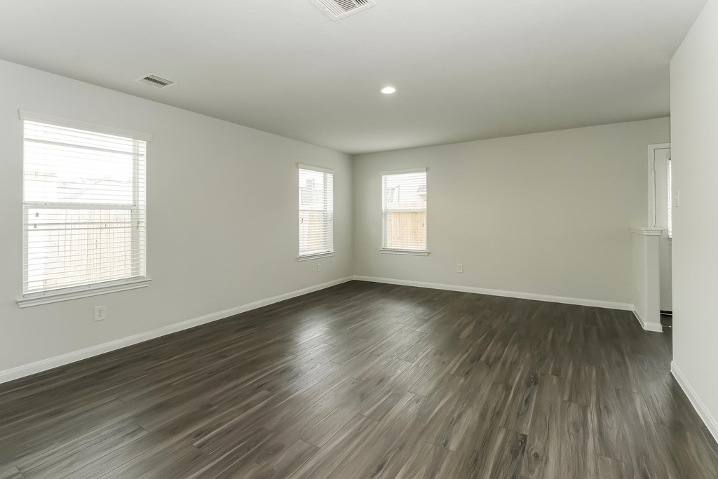 2410 High Island Way - Photo 6