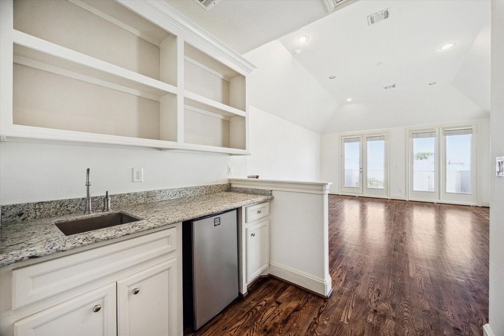 1407 Knox Street - Photo 22