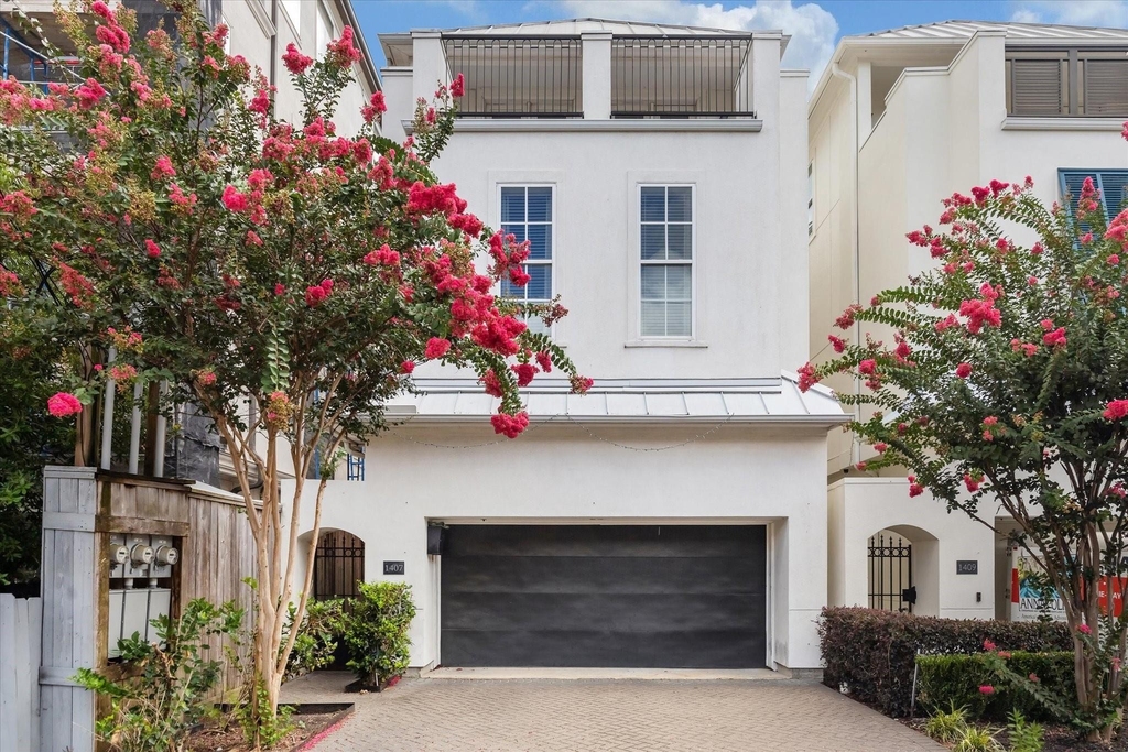 1407 Knox Street - Photo 0