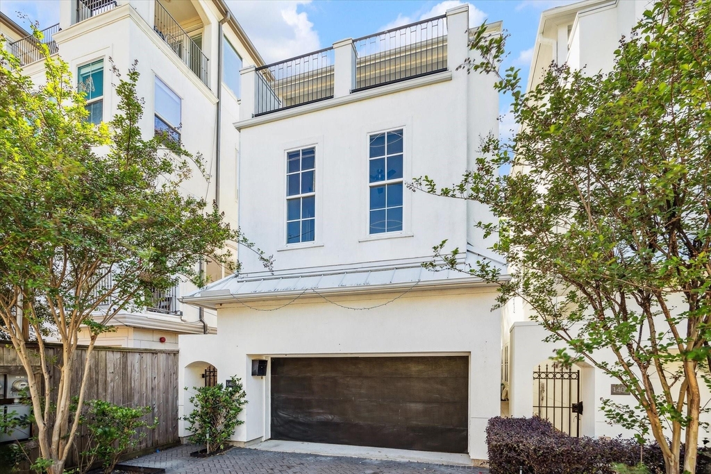 1407 Knox Street - Photo 32