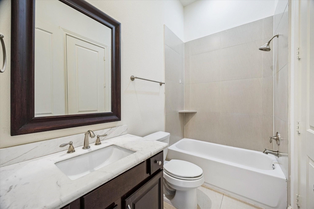 1407 Knox Street - Photo 18