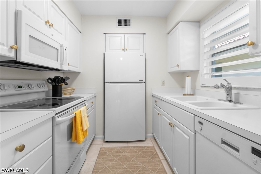 290 4th Street S - Photo 6