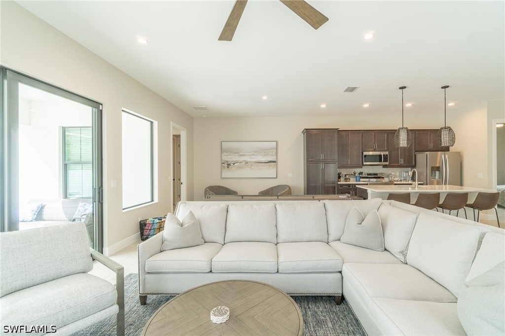 822 105th Avenue N - Photo 6